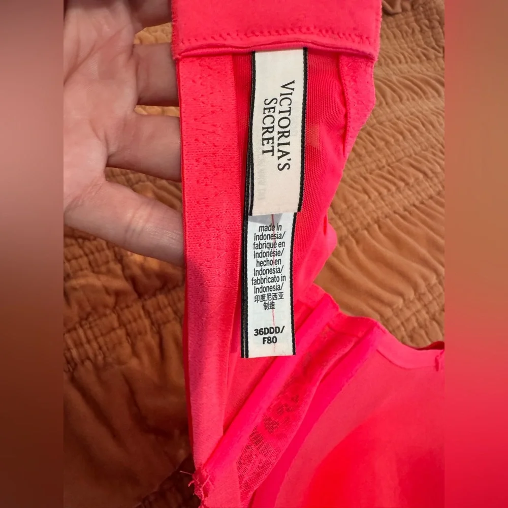 Victoria's Secret Dream Angels Lined Demi Lace Bra Bright Coral - 36 DDD/F